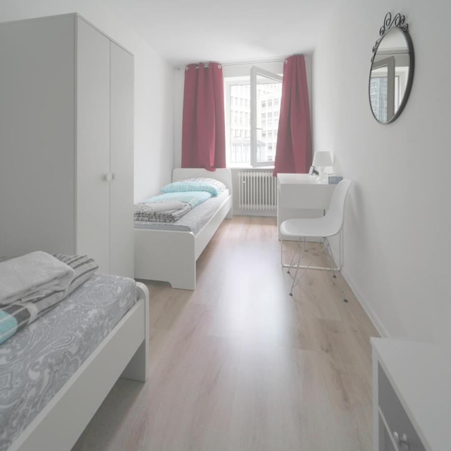 Готель Schoenes Helles Zimmer Direkt In Frankfurt City Nr 301 Франкфурт-на-Майні Екстер'єр фото